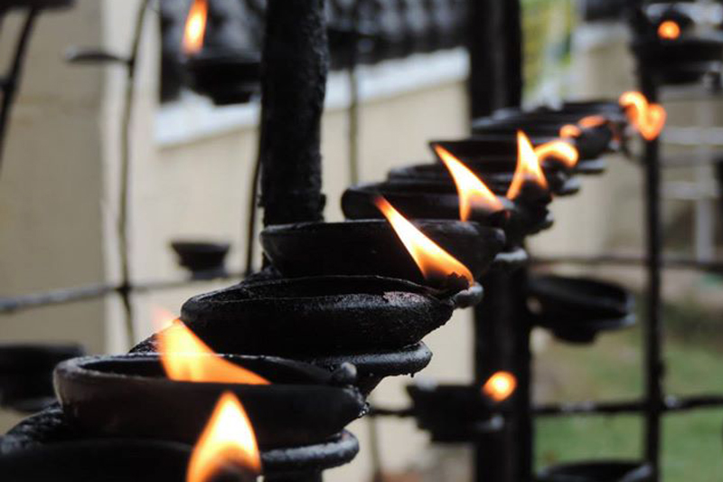 Bodhi-Pooja-to-Bless-AL-Students-2015-SIBT-8